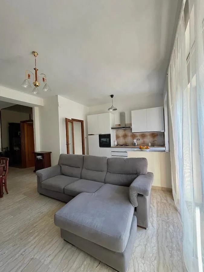Sunny House Apartment Rome